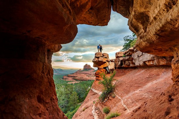 Quels sont les avantages de louer une maison de vacances en Norvège avec des ateliers de sculpture sur glace et des excursions en raquettes?