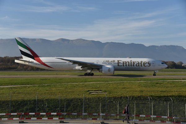 Où séjourner en Provence pour des vacances avec des cours de fabrication de savon et des randonnées guidées?